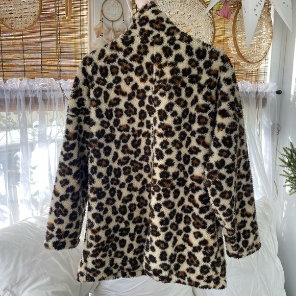 The Leopard Sherpa Teddy Bear Coat - Picture 2 of 5